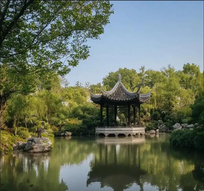 上海金山错过餐饮有限公司